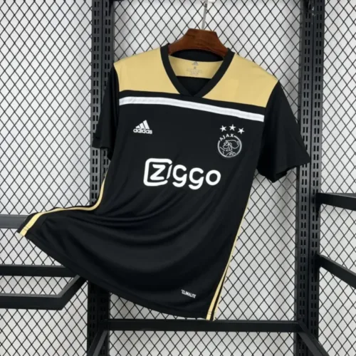 Ajax Away 2018 Retro