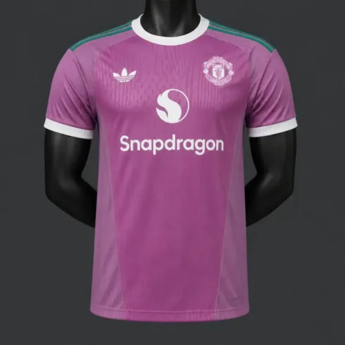 Manchester United Training 2026/27